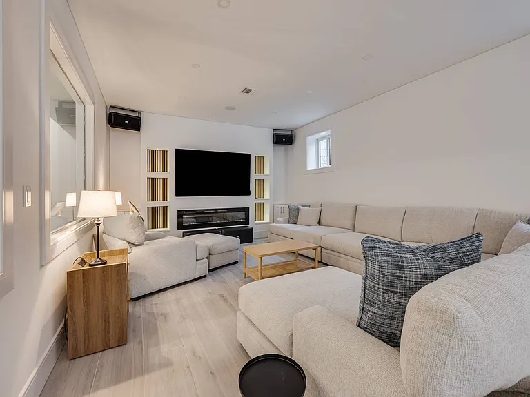 128 Sandy Hollow Rd — Photo 30