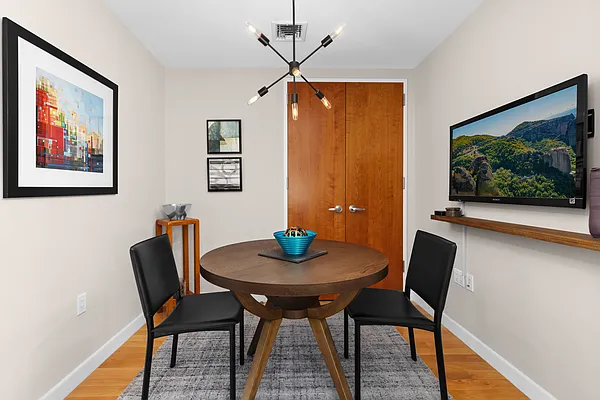 Sold by Douglas Elliman | media 14