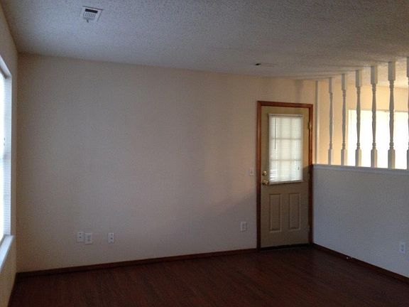 2nd image of 3606 W Beechwood Dr