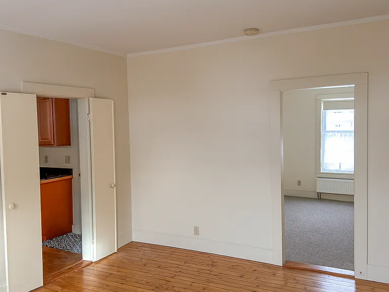 14-16 Maple St #2 — Photo 6