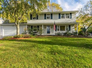 11 Clarkes Xing, Fairport, NY 14450