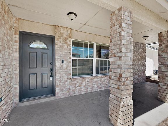 4th image of 13713 Paseo Del Mar Dr