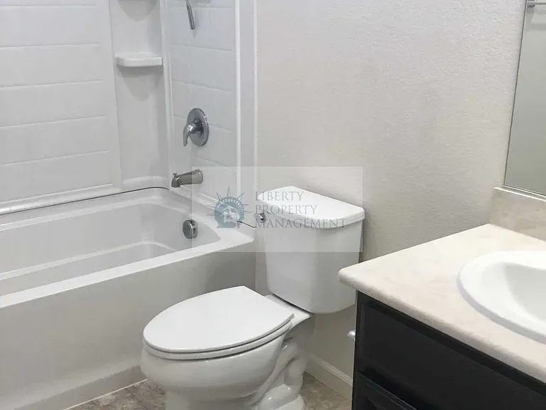 4613 Timber Ct — Photo 9