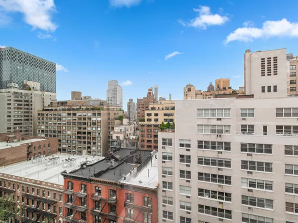 315 East 70th Street 12R image 8 of 9