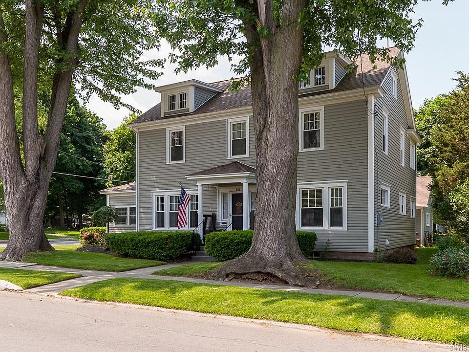 1st image of 852 Myrtle Ave