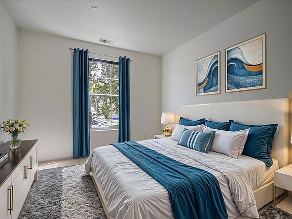 4th image of 737 Glen Miller Drive