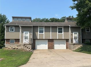 4108-4110 S Crackerneck Rd, Independence, MO 64055