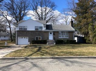 532 1st Ave, North Brunswick, NJ 08902