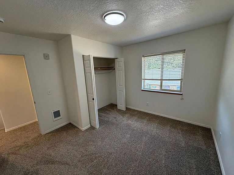 The Firs Apartments — Photo 68
