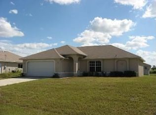 2811 48th St W, Lehigh Acres, FL 33971