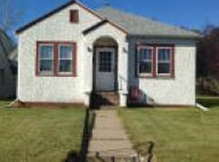 611 2nd Ave W, Williston, ND 58801