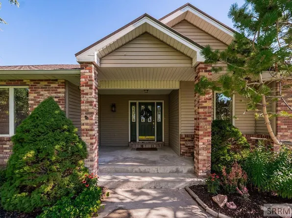 5725 S Solitude Ln, Idaho Falls, ID 83406