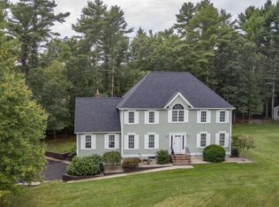 1 Great Cedar Xing, Lakeville, MA 02347