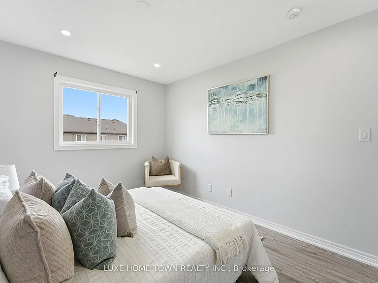 100 Monarch St — Photo 19
