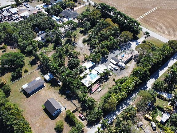 3rd image of 19355 SW 320th St