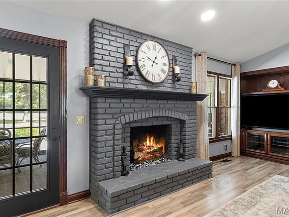 5th image of 201 Dardenne Farms Dr