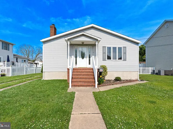 17 Winona Ave, Baltimore, MD 21222