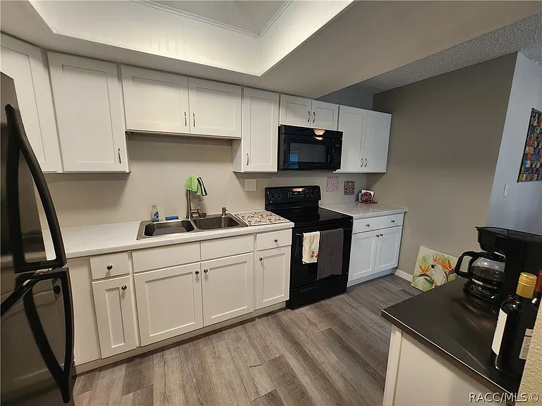 2400 Forest Dr #158 — Photo 13