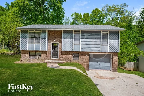 3104 Cobblestone Dr Photo 1