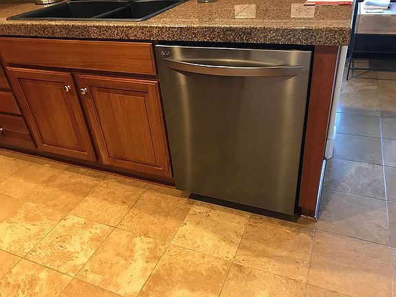 Dishwasher 