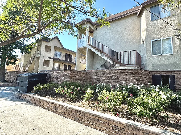 11959 Runnymede St #19 — Photo 19