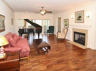 8555 One West Dr APT 203, Indianapolis, IN 46260