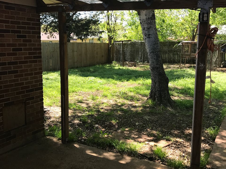 1st image of 1702 Proctor Dr