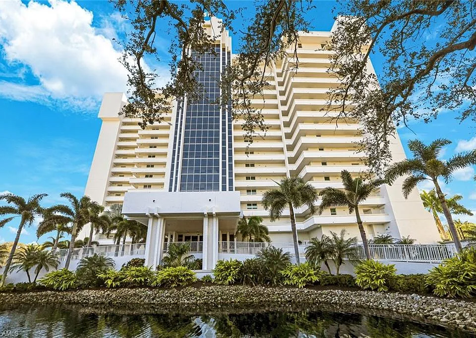 6361 Pelican Bay Blvd #201