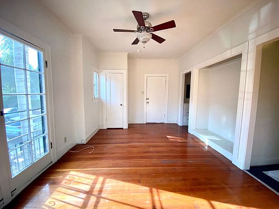 4th image of 2529 W 4th St APT 101
