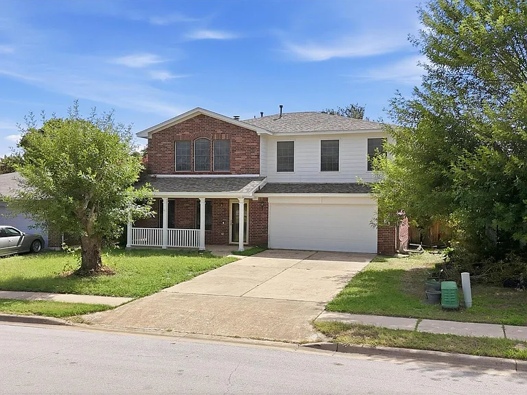 1806 Carriage Hills Trl — Photo 33