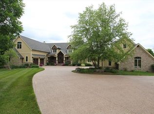952 Rosewood Dr, Villa Hills, KY 41017