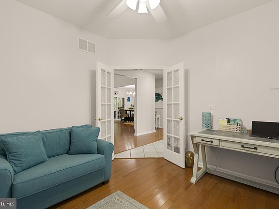5th image of 34078 N Heron Dr