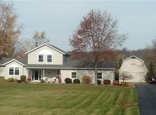 16835 Hinds Rd, Holley, NY 14470