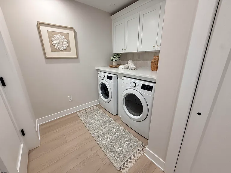 105 S Stratford Ave #MONTHLY LEASE JULY — Photo 54