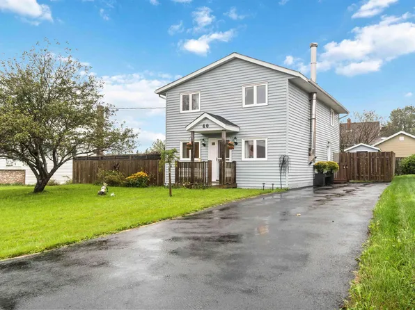 40 Hornes Rd, Eastern Passage, NS B3G 1A5