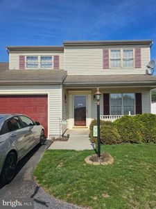 3054 Solar Dr, Dover, PA, 17315