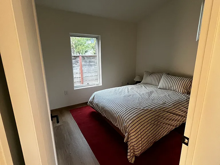 3331 Cattaraugus Ave — Photo 9