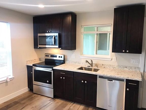 5th image of 2021 Vandalia Ave #1