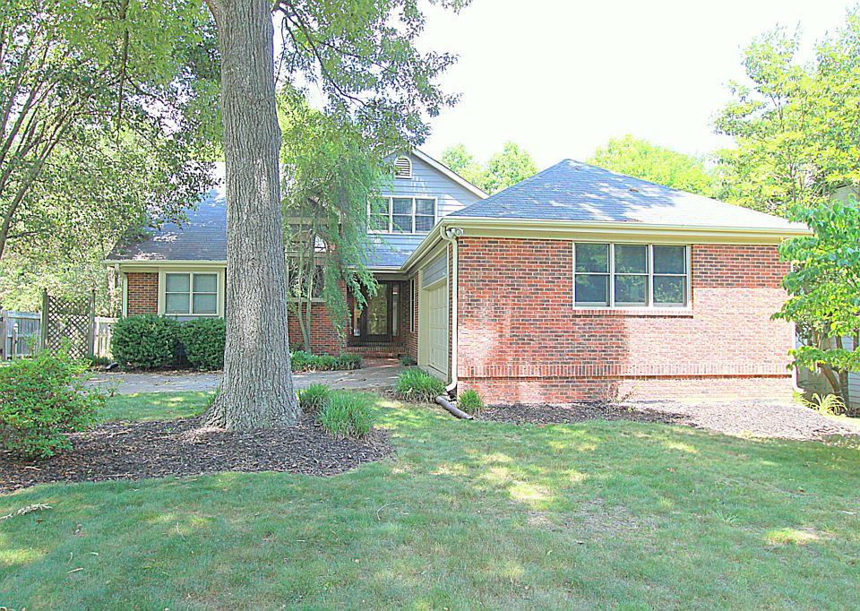 1st image of 2612 Baytree Dr