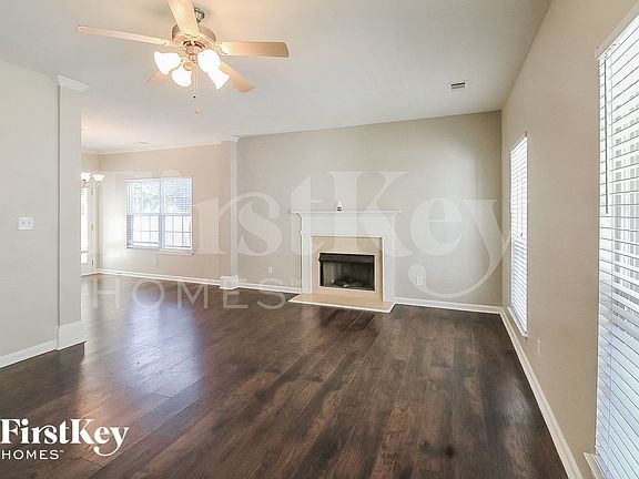 2nd image of 155 Prescott Ct