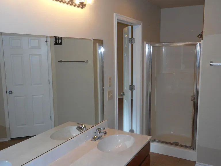 3516 E Aurora St — Photo 4