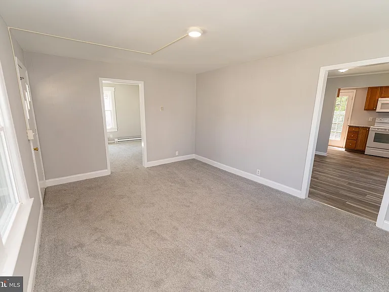 1507 Race St — Photo 13