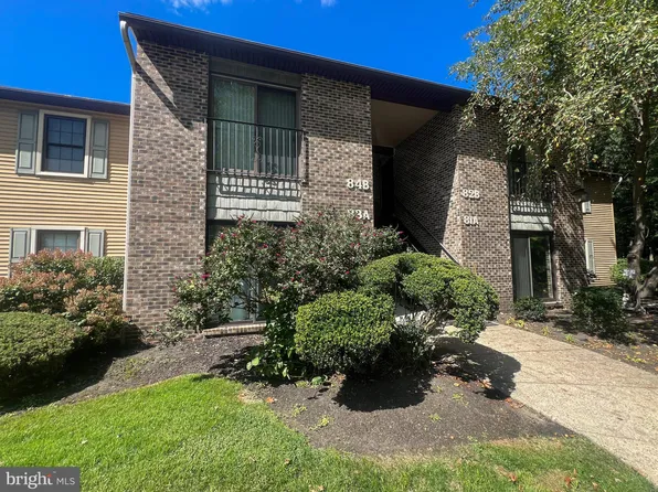 81A W West Bluebell Ln, Mount Laurel, NJ 08054