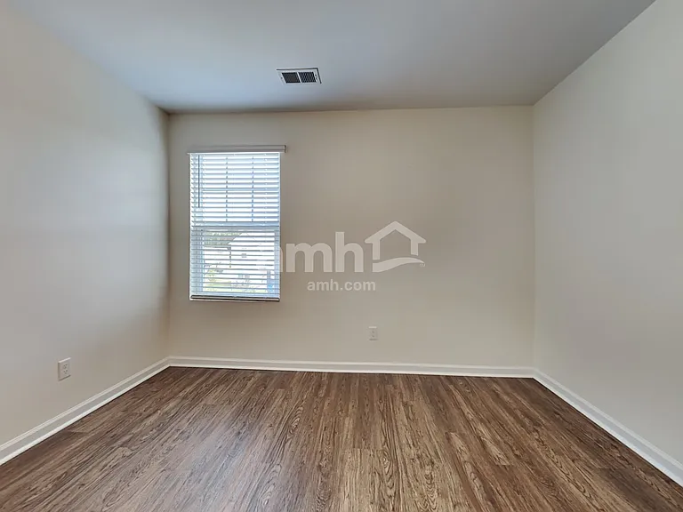 186 Orion Way — Photo 18