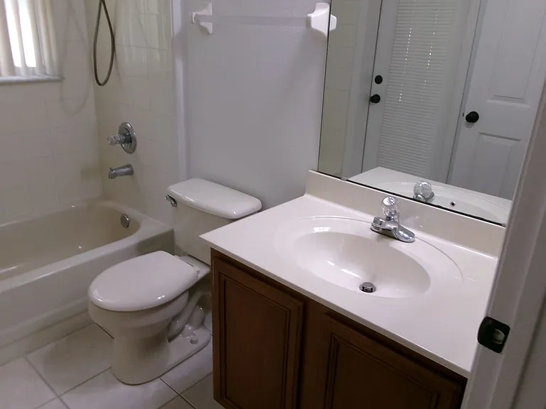 12415 Lake Valley Dr — Photo 26