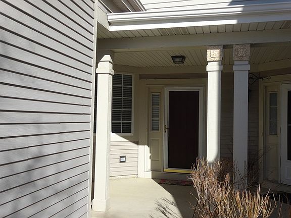 2nd image of 648 E Thornhill Ln