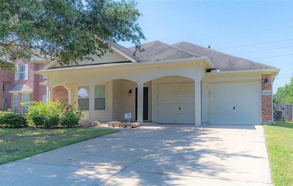 1st image of 14134 Silver Glade Ln