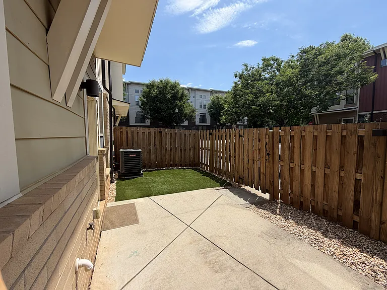 3407 Steel Yard Ct — Photo 48
