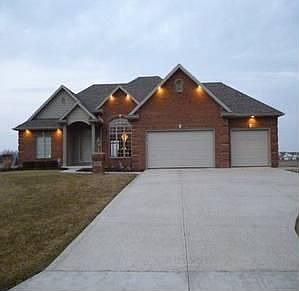 Spectacular Ranch w/walk-out lower level