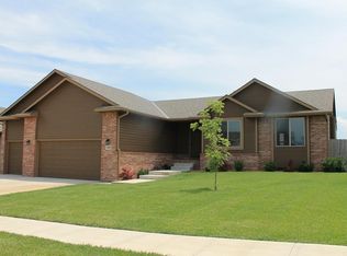 2207 E Tall Tree Rd, Derby, KS 67037